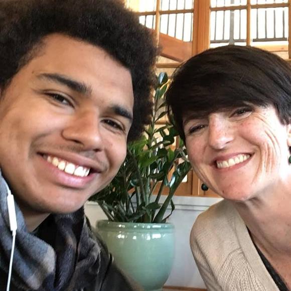 Meet your Posher, Rachel - Picture 1 of 1